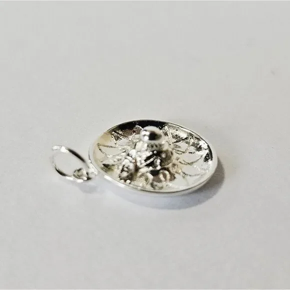 Vintage '80s Old Stock Small Silver 3D Mexican Sombrero Hat Pendant Charm - Picture 5 of 8